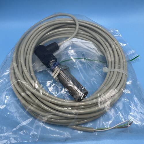 XS618B1NBM12 接近开关 M14*50 工控传感元件议价维修