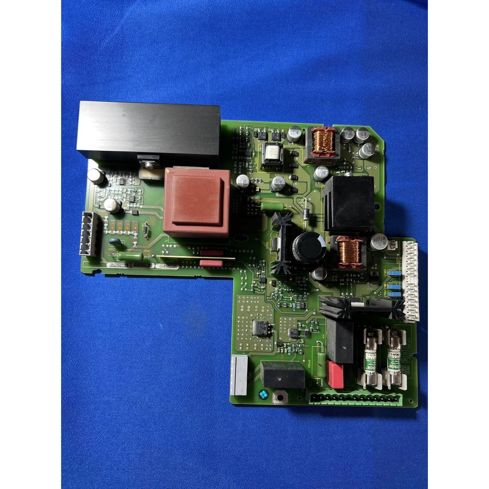 西门子变频器70系列110-132-160-200KW电源板6SE7031-7HG84-1JA1