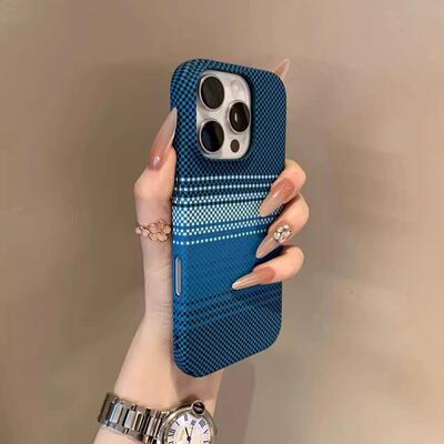撞色碳钎维纹理适用苹果16promax超薄17手机壳iPhone15高级感14/13po防滑ip12简约防摔16男女款大孔保护套