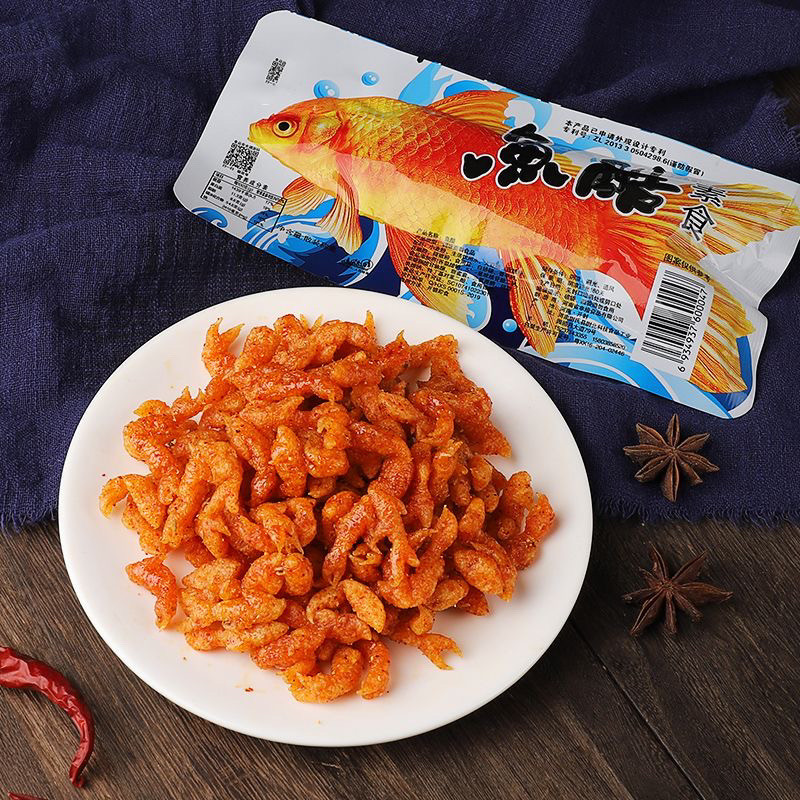 素食鱼酷辣条8090后怀旧小零食休闲素肉食品麻辣小吃批发