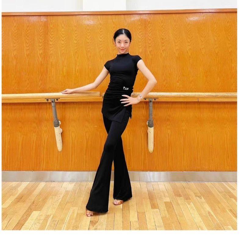 拉丁舞服女成人黑色半高领短袖喇叭裤套装练功服元气轻活风比赛服