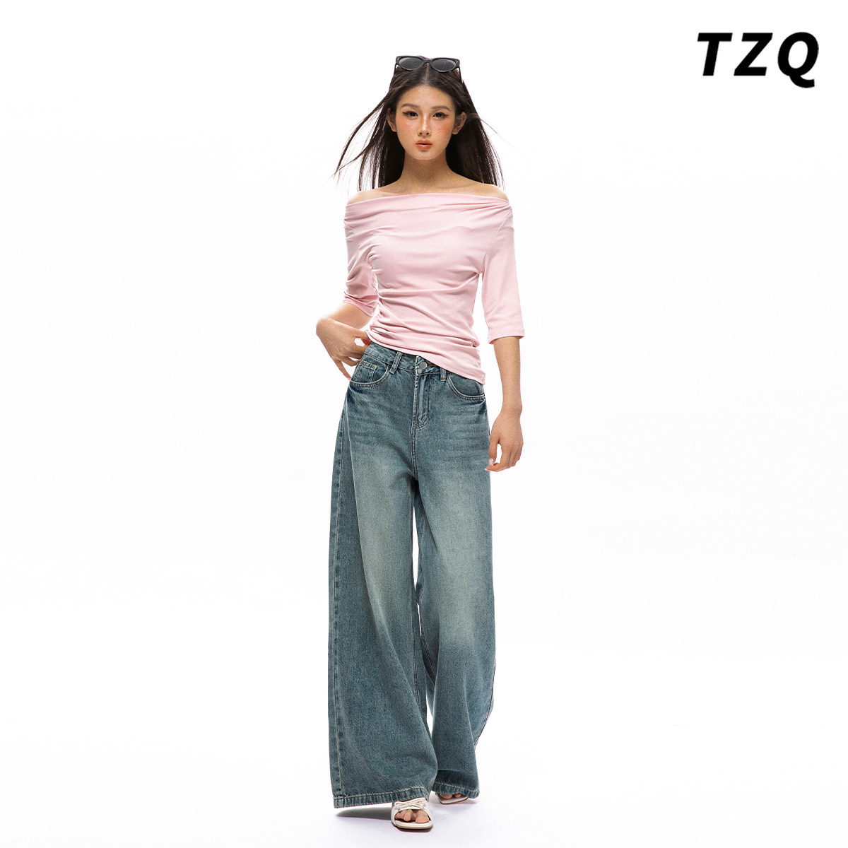 浅蓝色高腰显瘦阔腿牛仔裤女早秋休闲宽松慵懒风垂感直筒拖地裤子