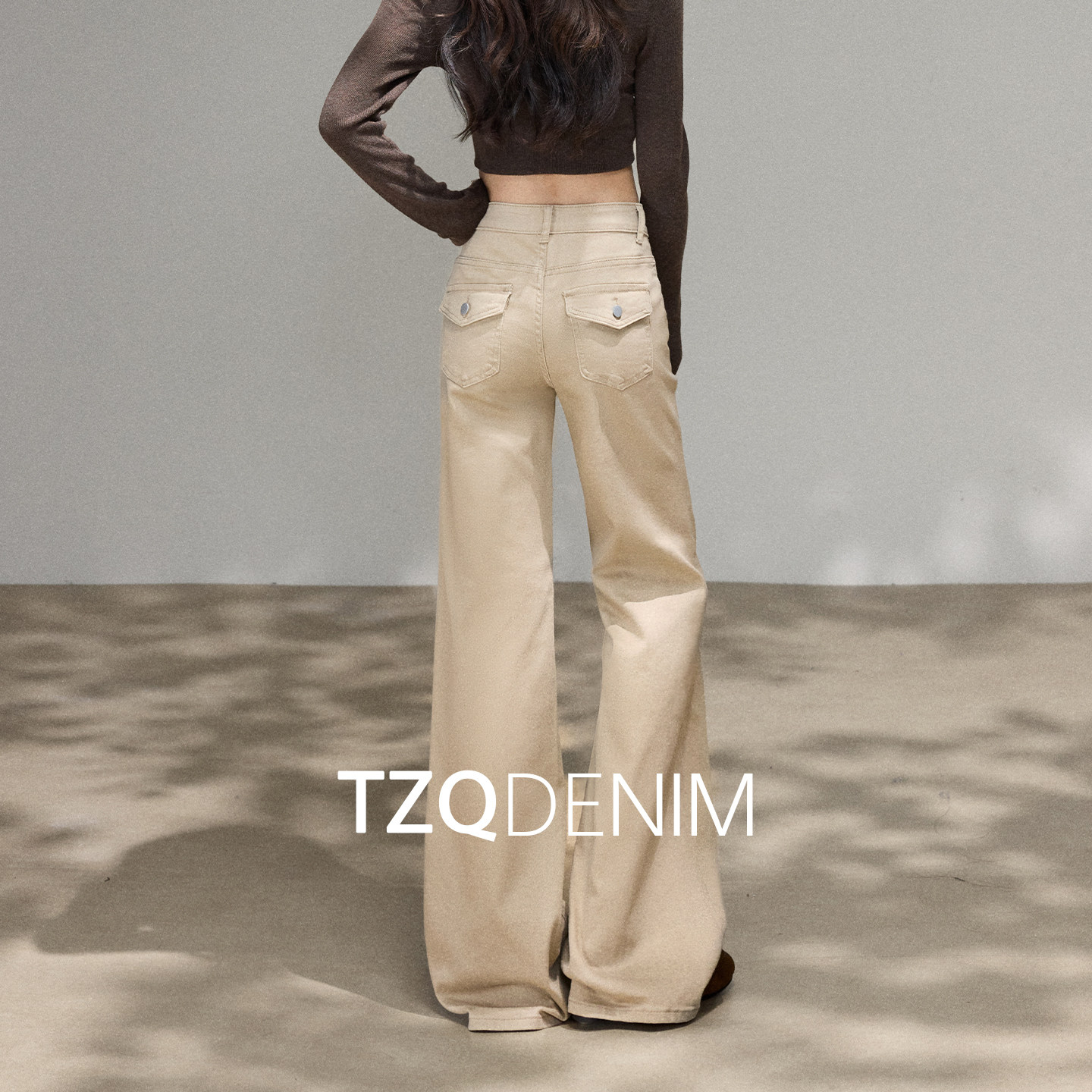 淘稚气美式复古卡其色微喇牛仔裤女2026秋季高腰显瘦不贴腿喇叭裤