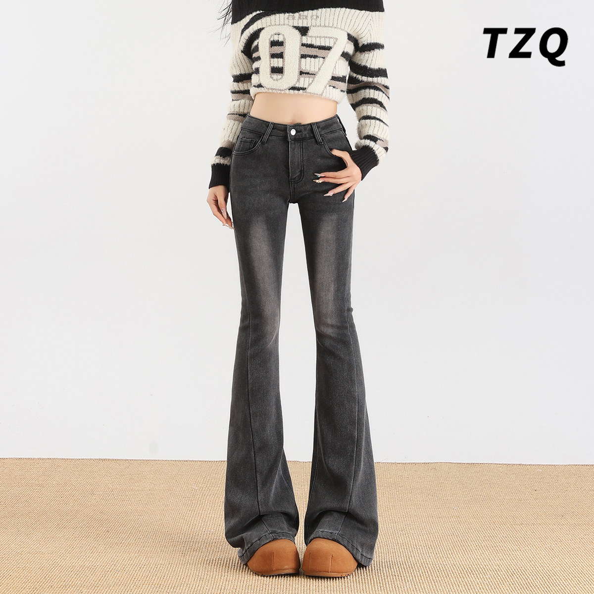 设计感高腰修身显瘦九分喇叭裤子