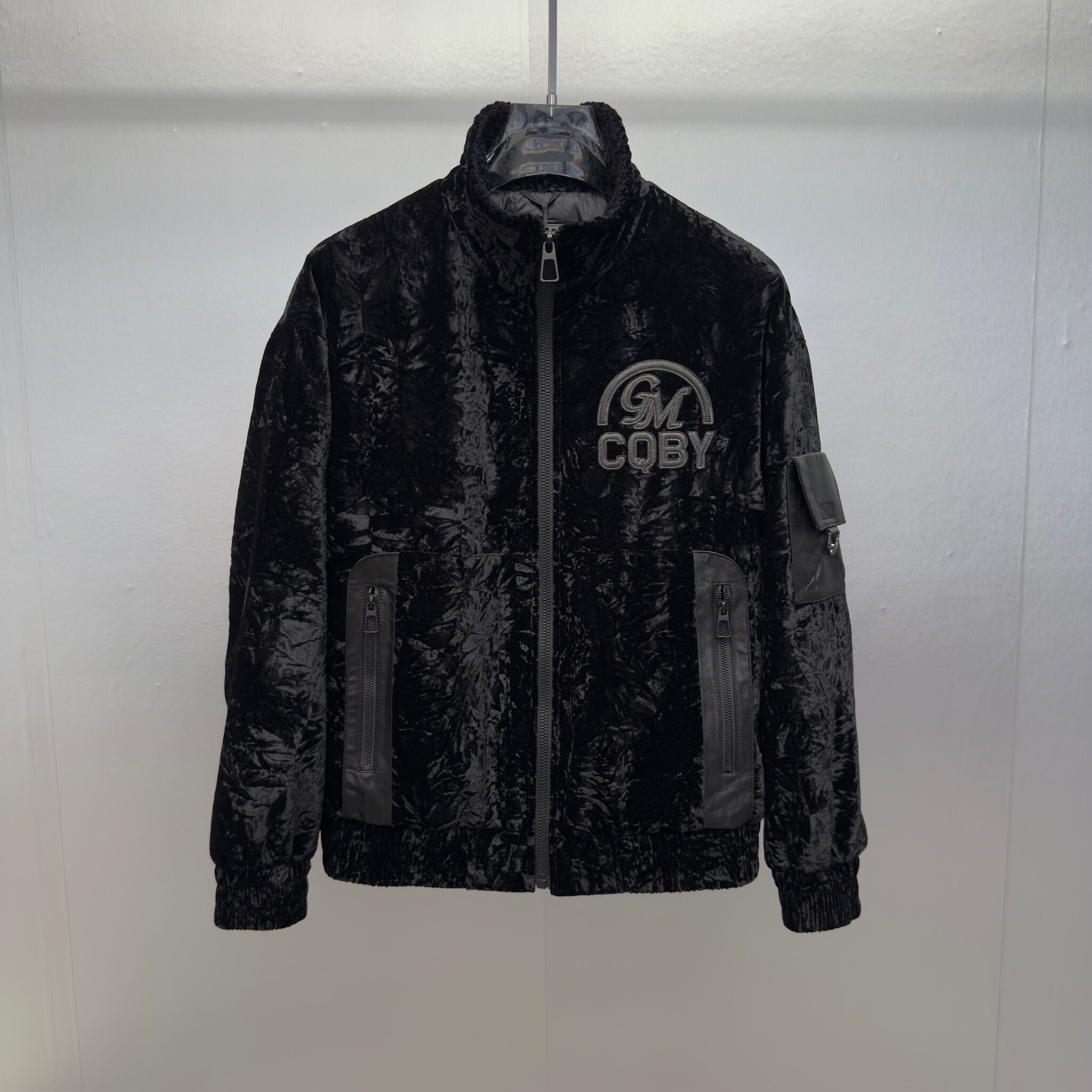 男士25秋冬新款欧货轻奢立领黑色夹克潮流修身工装口袋羽绒服外套