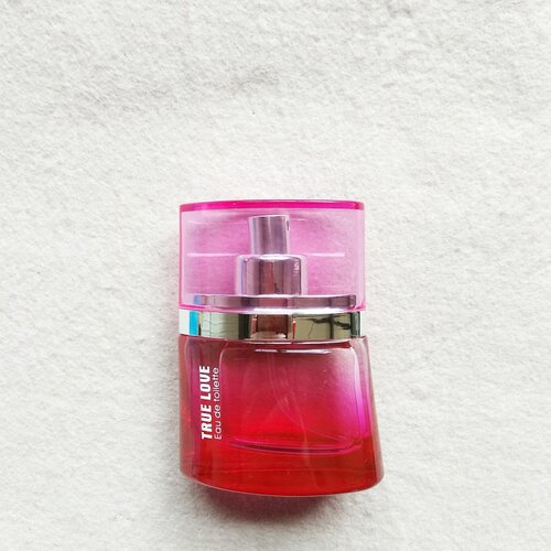 真爱香水30ml柚子香与甜美淡雅的荔枝香相融 如实如诗，如梦如镜