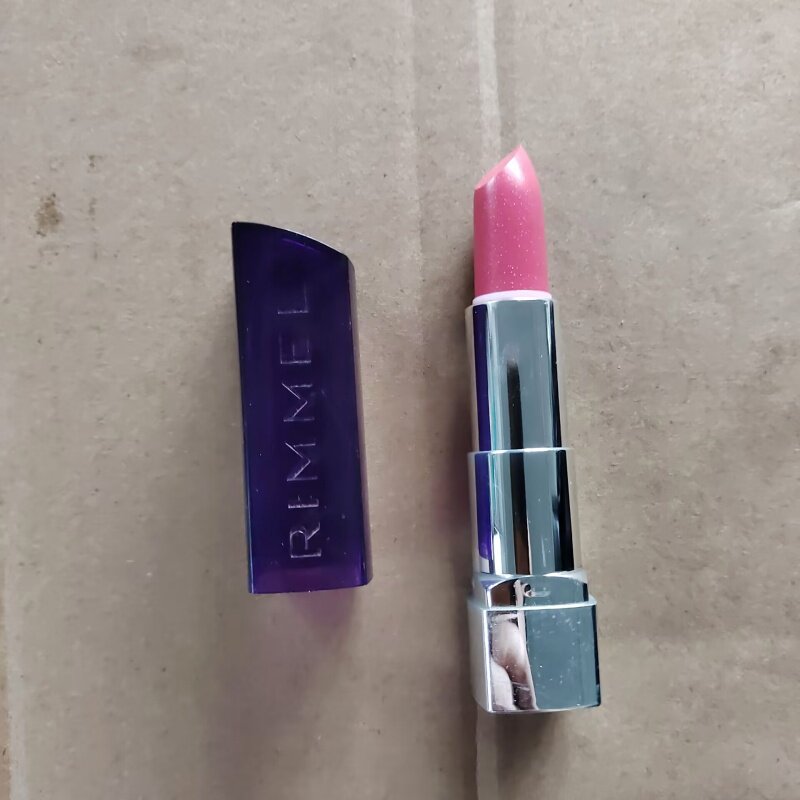 来自星星的你同款色号 巨温柔~英国原产~rui//@谜蓝紫管复兴口红