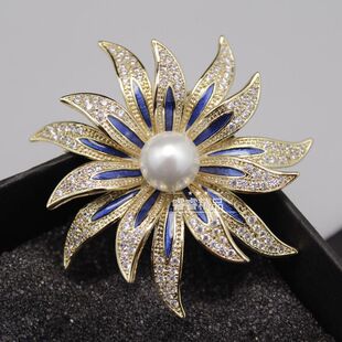 clothes Fashion pin shawl brooch Boutonniere sunflowers
