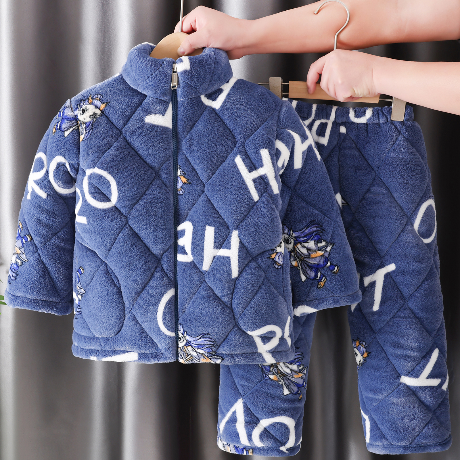 冬季三层夹棉加厚睡衣儿童女童珊瑚男孩男童法兰绒家居服宝宝套装