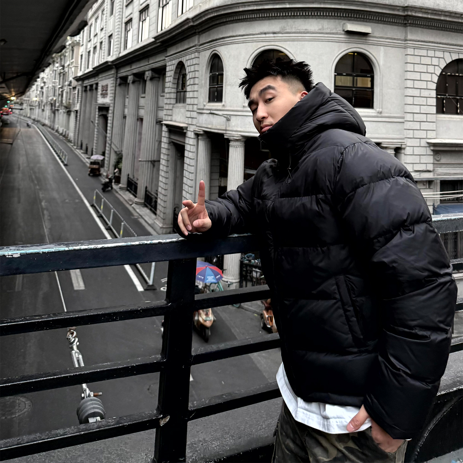 SANBAI叁佰黑色羽绒服连帽