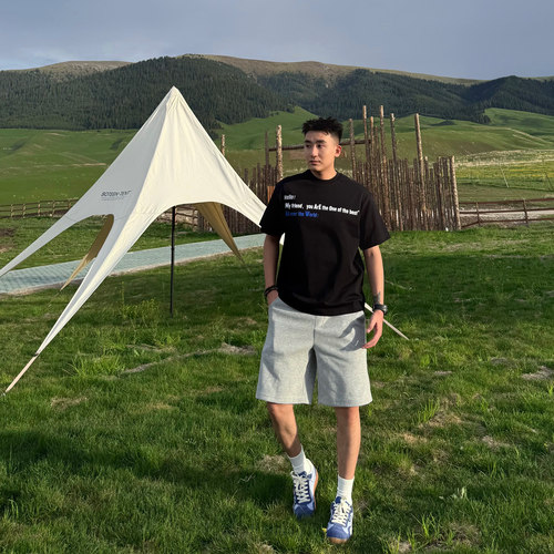 SANBAI叁佰花灰色运动短裤