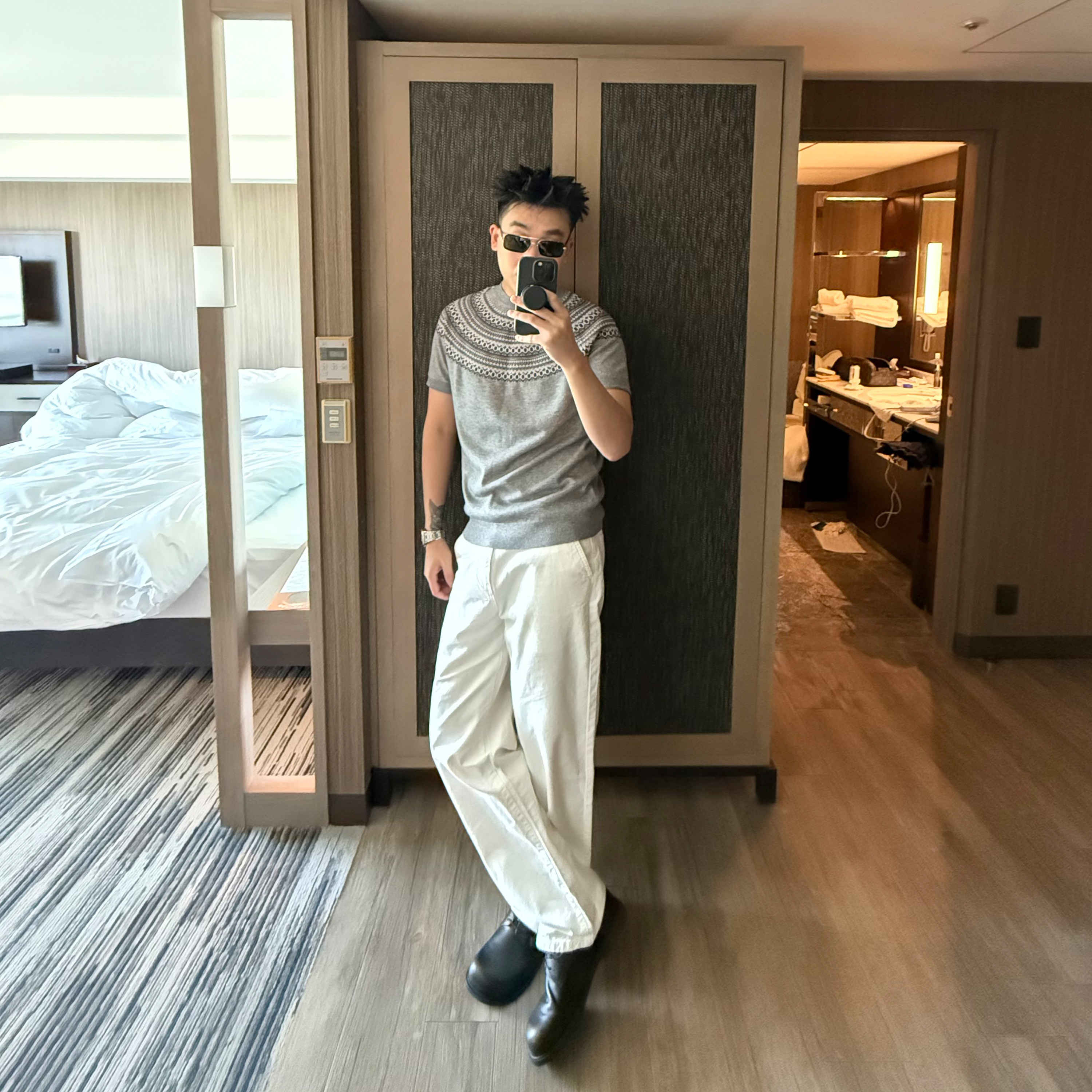 SANBAI 叁佰【白序牛王】150克直筒纯色牛仔裤男美式复古裤子B01 - 实物图