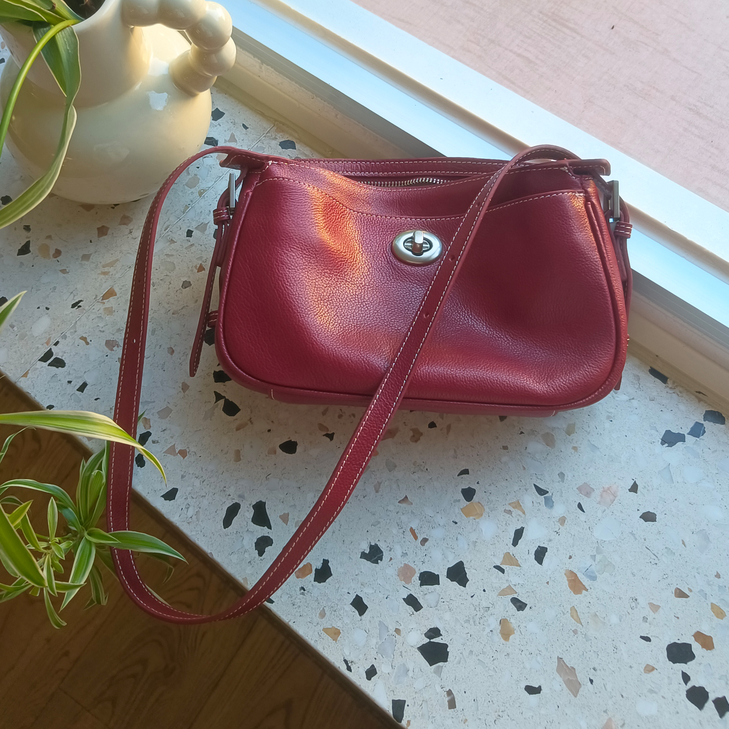 复古简约横款头层牛皮腋下小女包