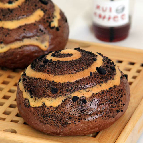 手工现做巧克力雷神软欧面包早餐零食下午茶甜点