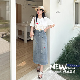 牛仔半身裙胖mm大码女夏季刺绣A字高腰破洞宽松200斤胖妹妹半裙潮