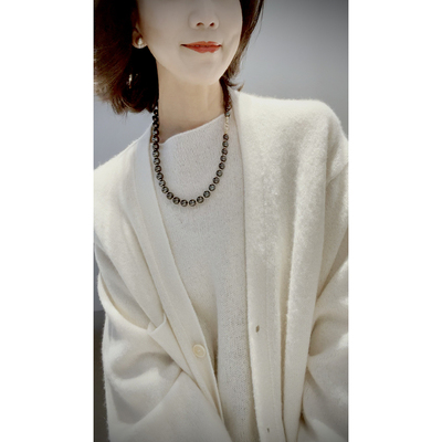 省心套装=V领开衫+空气感套衫