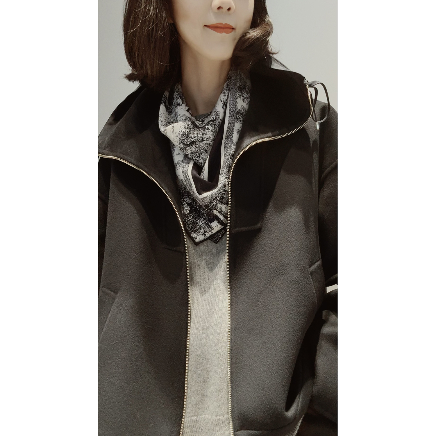 *禾同款丝羊毛轻盈保暖外套大衣