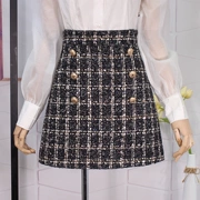 Váy hoa nhỏ kẻ sọc dày len một từ 2019 mùa thu nữ sequin hip tweed dày - Váy