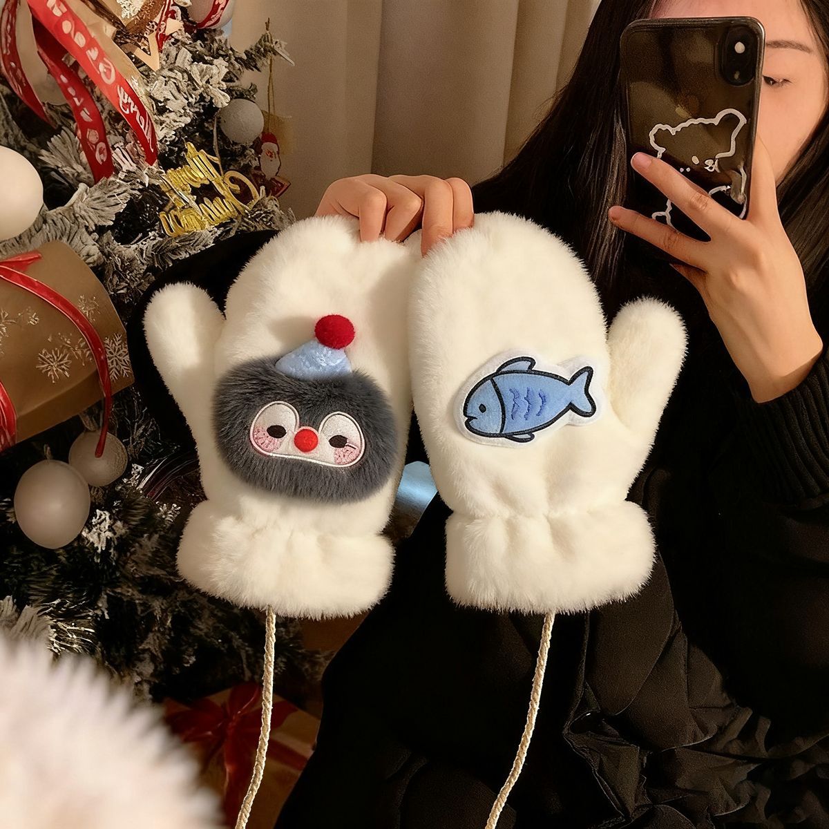 可爱毛绒手套冬季女款加绒学生骑车冬天挂脖企鹅防寒保暖连指全包