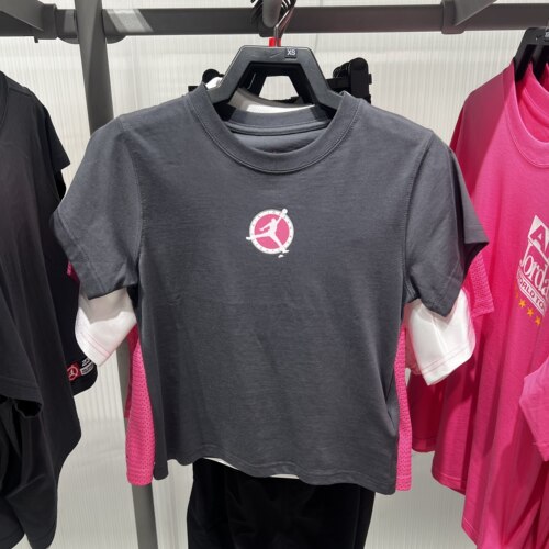 NIKE耐克夏季新款女印花休闲运动健身短袖短款修身T恤IR0779-060