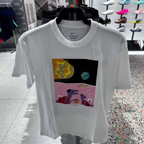 NIKE耐克男短袖26夏新款休闲运动圆领印花T恤IH8561-100