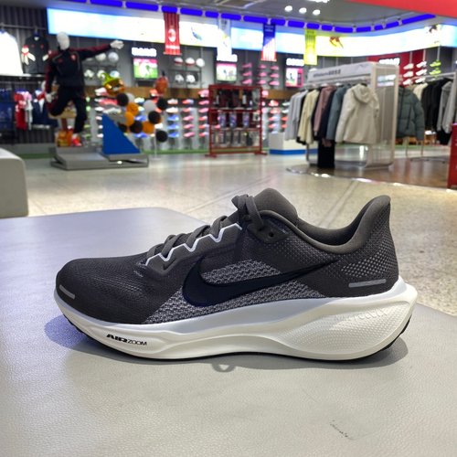 耐克男子运动休闲鞋缓震跑步鞋