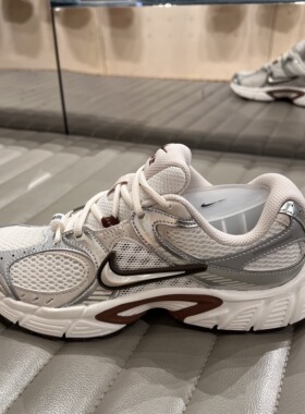 Nike耐克夏季女鞋V5 RNR运动鞋训练跑步鞋HQ7901-102