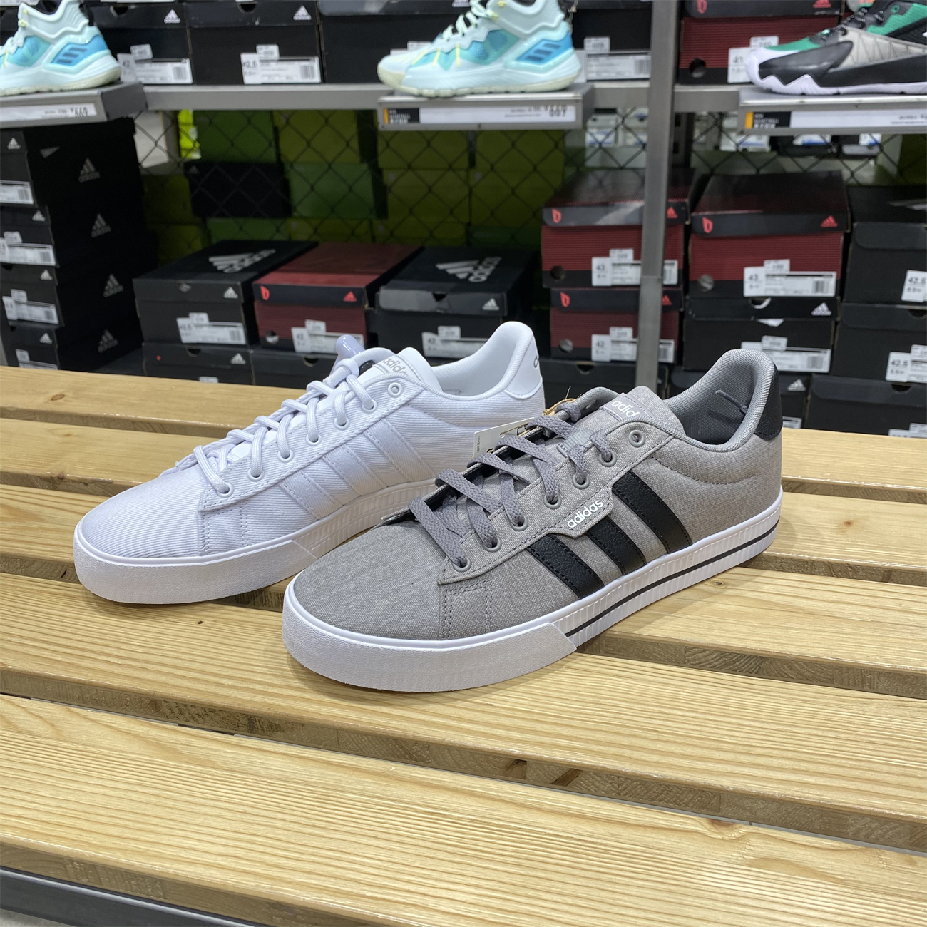 正品Adidas/阿迪达斯男子低帮耐磨休闲运动板鞋 FW3270 FY8449