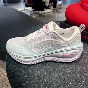 Nike耐克跑步鞋女超级迈柔VOMERO PLUS运动缓震跑鞋IM6682-159