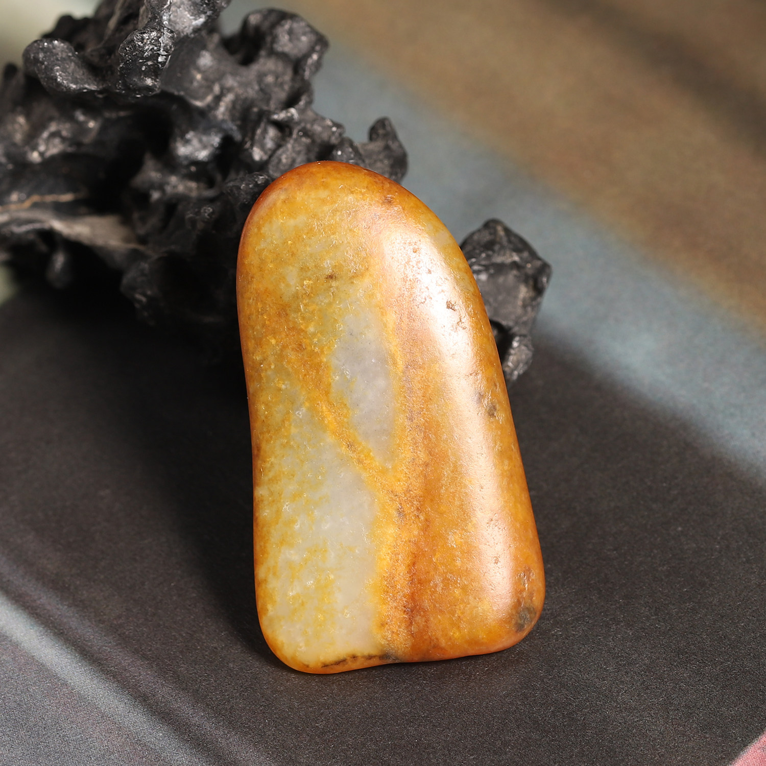 新疆天然和田玉籽料洒金红皮无修独籽牌子型吊坠带鉴定证书,珠宝/钻石/翡翠,颈饰,淘宝优惠券,粉丝福利购,淘宝优惠卷