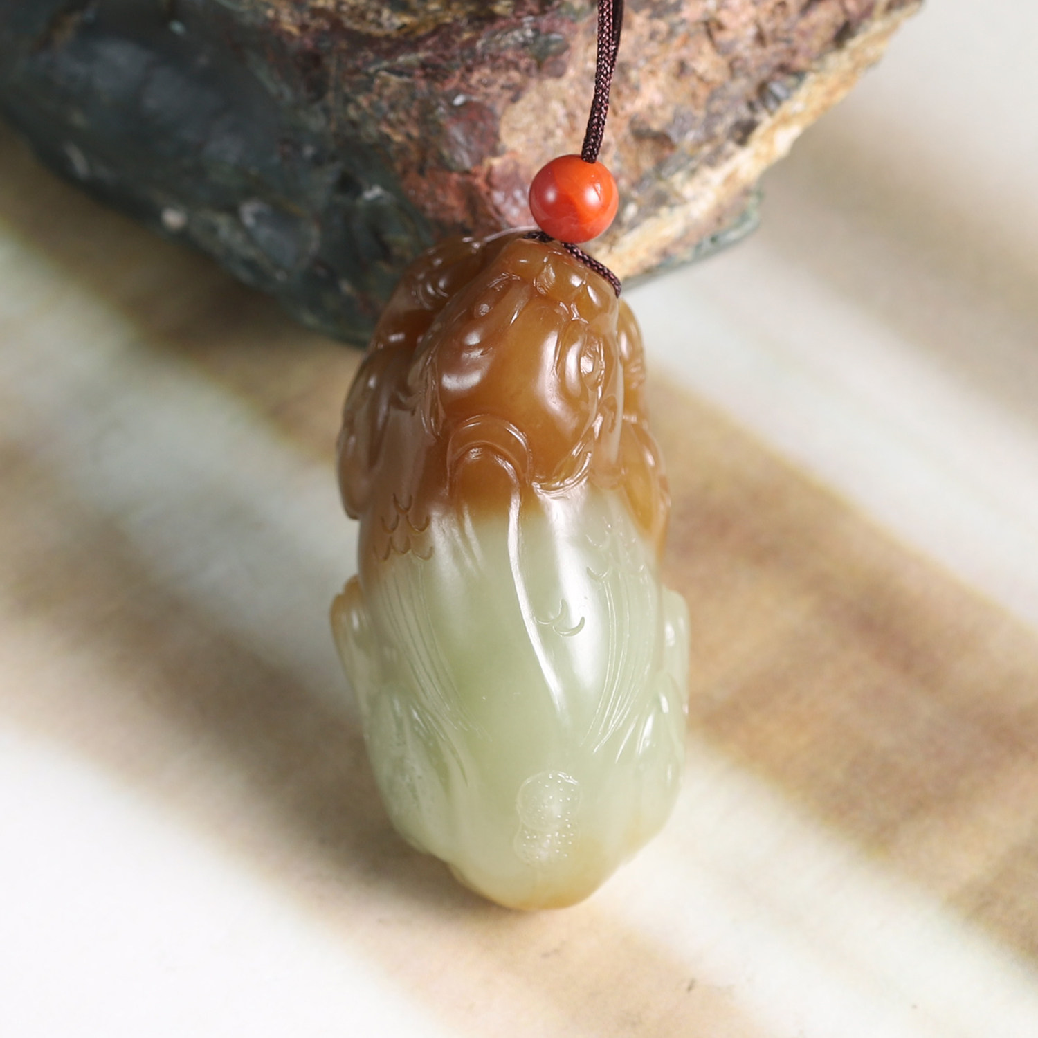 新疆且末和田玉糖白玉糖白分明貔貅吊坠天然玉石男女挂件玉佩将将