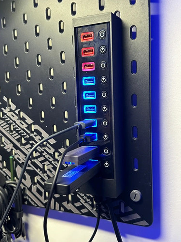 适用宜家SKADIS 宜家洞洞板配件 USB集线器支架