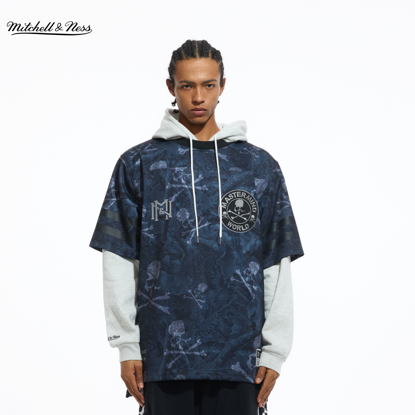 MNxMASTERMIND联名潮流连帽卫衣