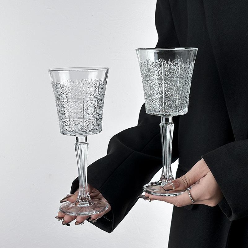 法式复古ins风浮雕高脚玻璃杯简约束腰洋酒红酒杯香槟杯冷饮