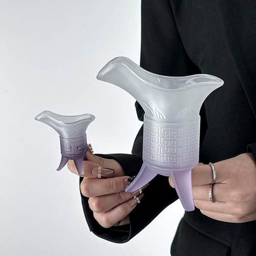 磨砂渐变紫帝王杯创意酒杯仿古爵杯高级感家用玻璃水杯拿铁咖啡杯