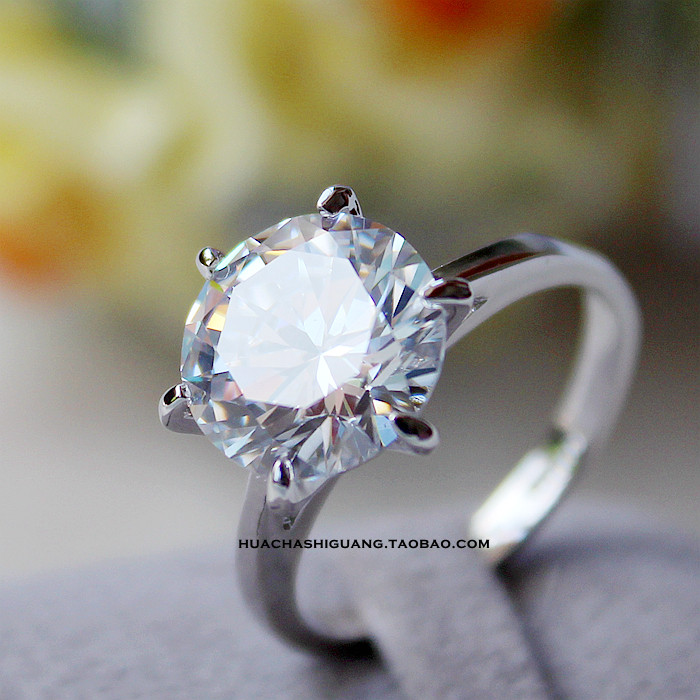 SUPER FLASH PIGEON EGGS  18K GOLD-PLATED SUPER-FLASH SIX-CLAW 3 CARAT LARGE DIAMOND RING RING KNOT WEDDING CEREMONY SIMULATION FEMALE
