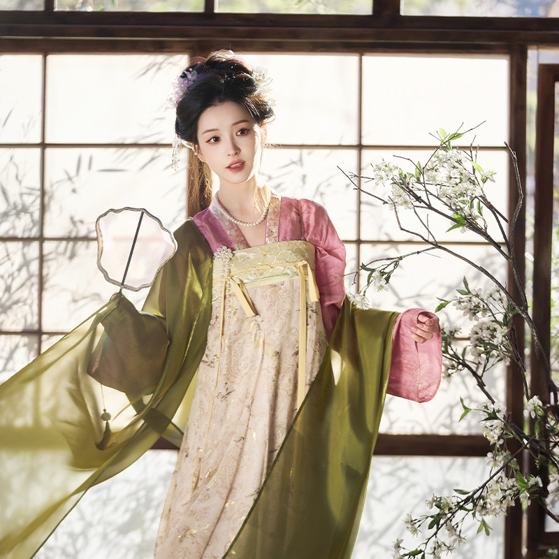 立春·万古生香 清水溪汉初唐制汉服国风日常显瘦齐胸裙对襟短袄,女装/女士精品,汉服套装,淘宝优惠券,粉丝福利购,淘宝优惠卷