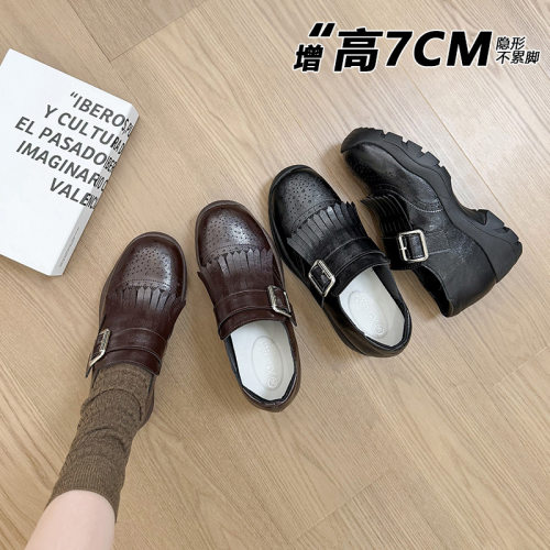 内增高复古布洛克透气乐福单鞋女新款百搭黑色皮带扣流苏小皮鞋女