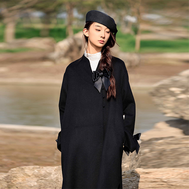 READMEA摆蝴蝶结羊毛大衣