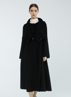 READ_ME黑色经典领口叠片修身A摆羊毛羊绒长款大衣B10925425