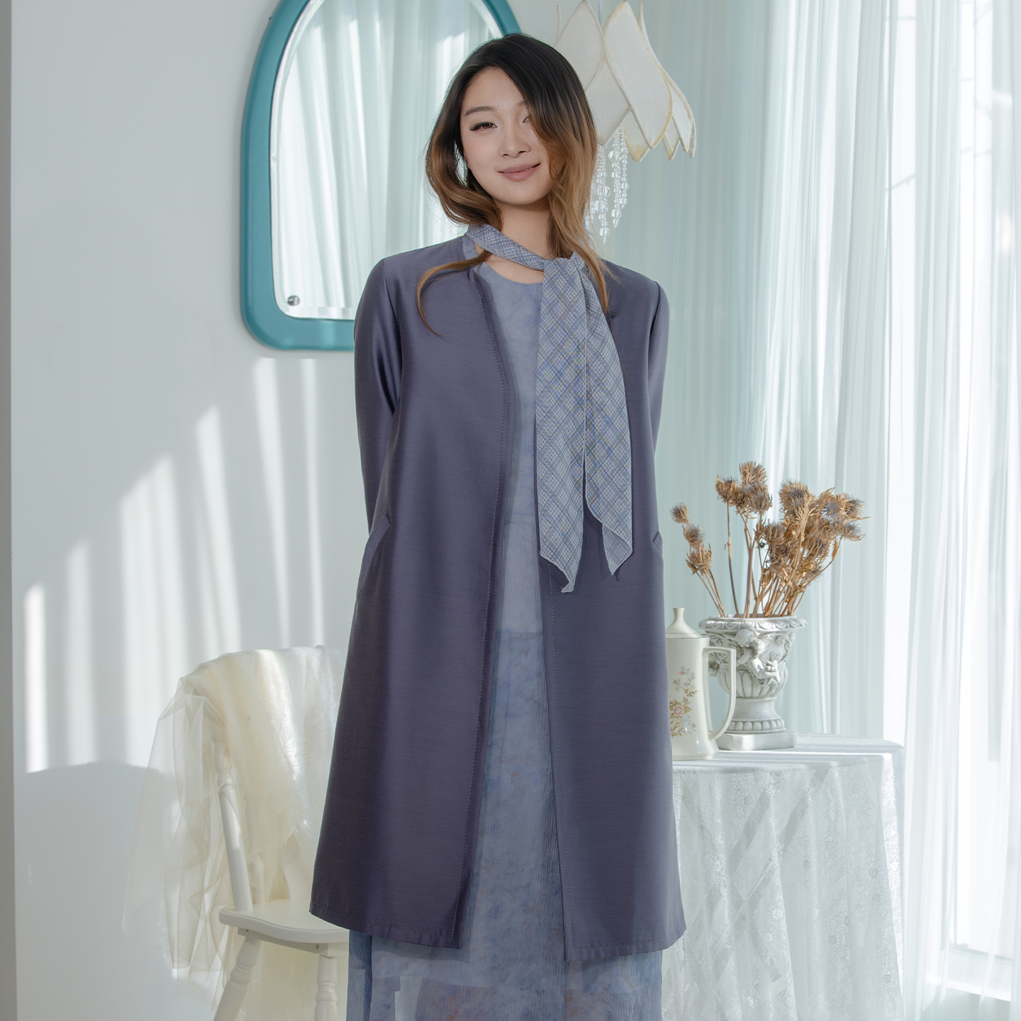 README中长饰边经典风衣