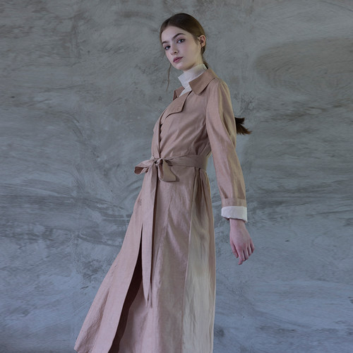 README翻领长款简洁丝绵风衣