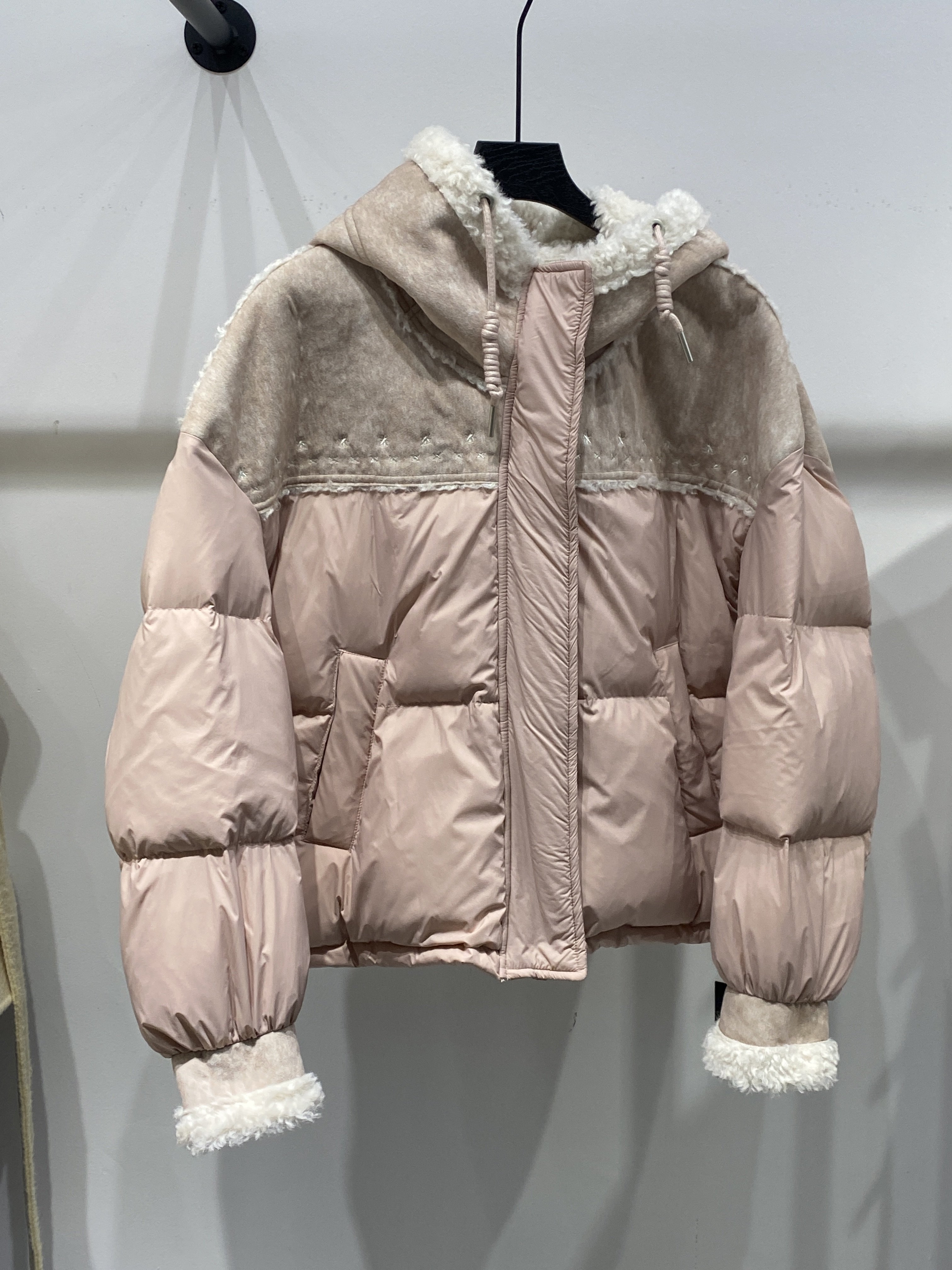 粉色短款M码连帽羽绒服白鸭绒2025冬拼接皮毛一体保暖外套女,女装/女士精品,羽绒服,淘宝优惠券,粉丝福利购,淘宝优惠卷