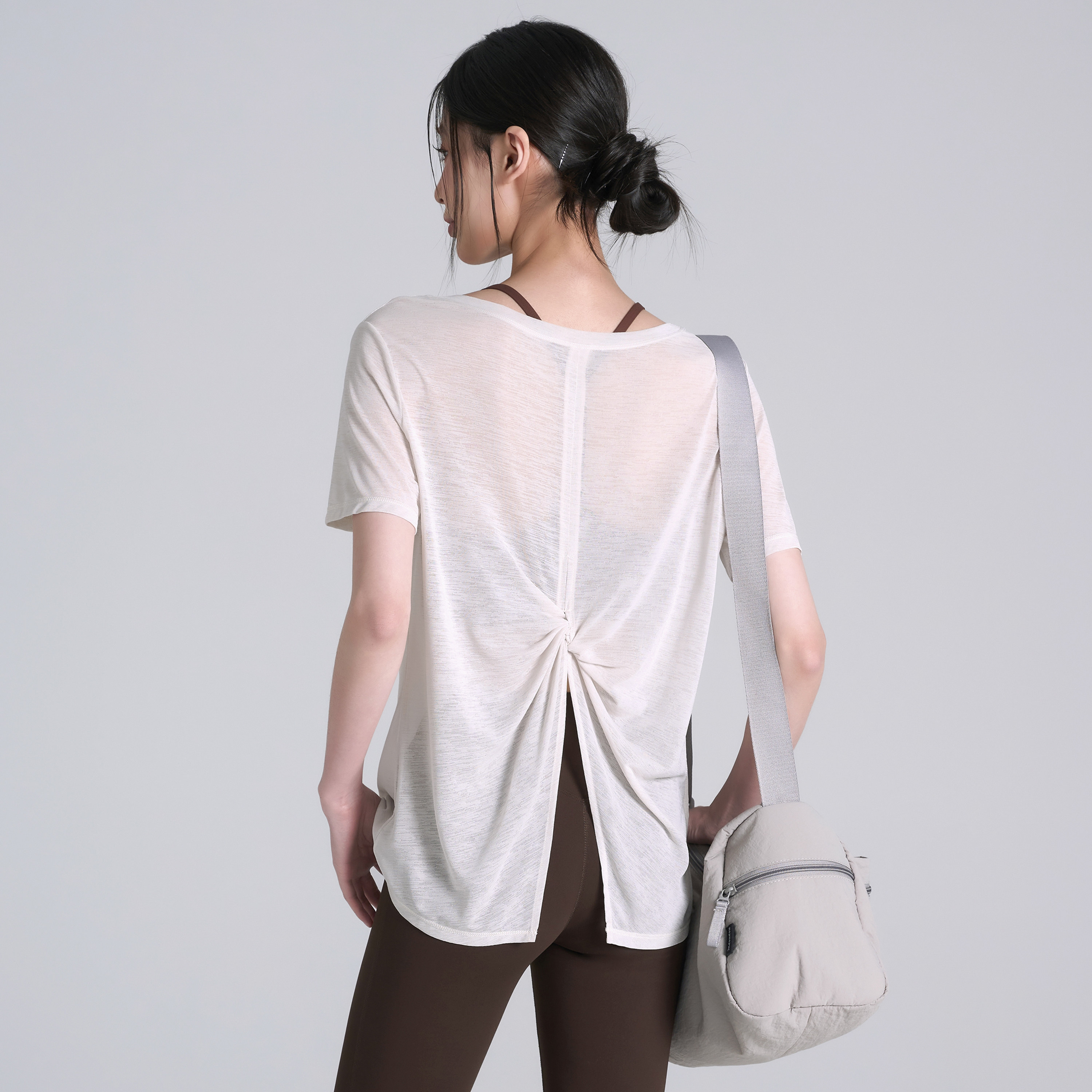 速干美背显瘦瑜伽服短袖罩衫女图片