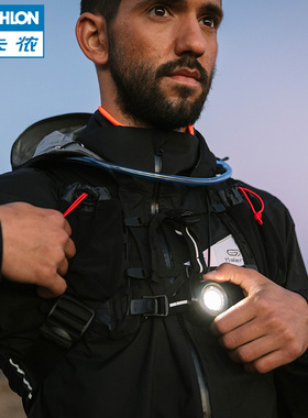 迪卡侬户外运动胸灯越野跑步警示灯夜跑灯USB充电2档照明灯OVA4