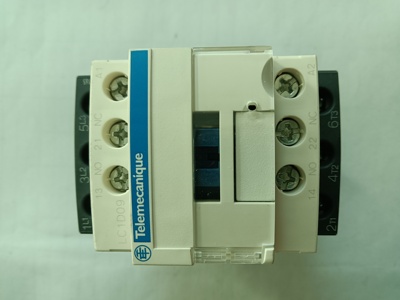 全新原装施耐德接触器LC1D09M7C