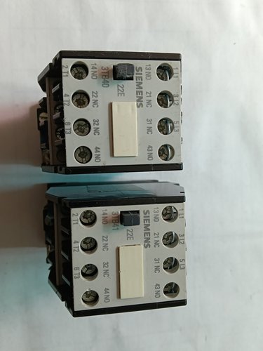 有摔伤西门子交流接触器3TB4022-0XM0和3TB4122-0XM0各一个