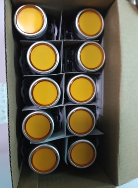 全新原装常熟黄色220V带灯按钮LA168-11D/20A32