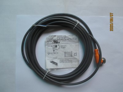 EVC005接近开关电缆易福门EVC005