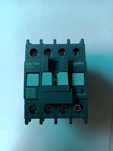 全新原装施耐德接触器LC1N0910M5N